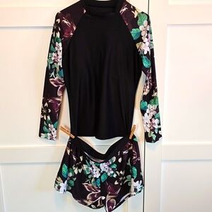 NWOT Women's size XL two-piece swimsuit